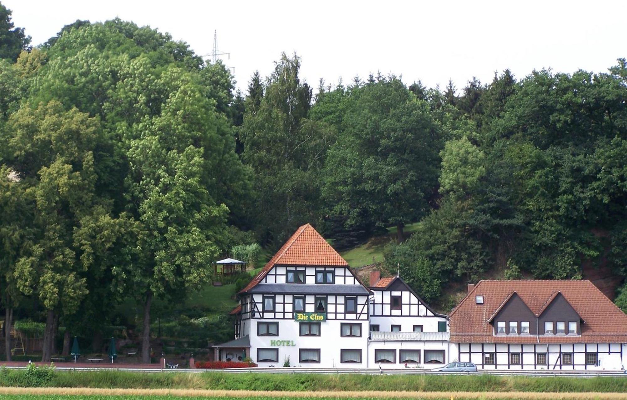 Hotel Die Clus Volksen  エクステリア 写真